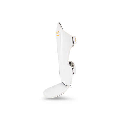 Blegend Shinguards White