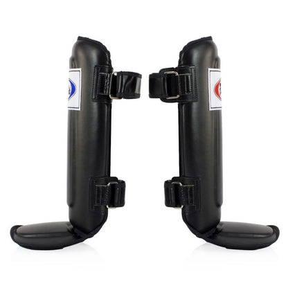 Fairtex compact Shinguards Black