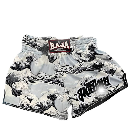 Raja Shorts White Wave
